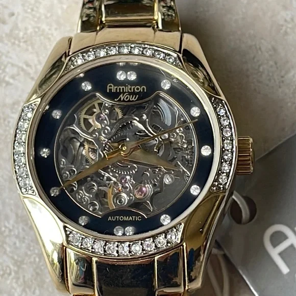 Armitron lady battery water resistant stainless steel w/stone Amazon.com: Armitron Women main image 4